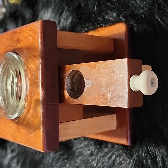 Vintage Wooden Candy Dispenser. Handcrafted. - Picture 2 of 7